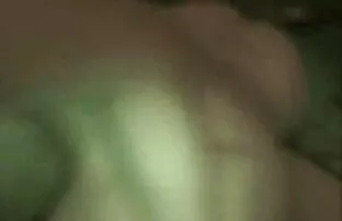 Consolador en den amatur latino Hals geschoben