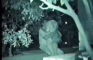 Amateur bombea e inserta sus videos de sexo amateur latino agujeros