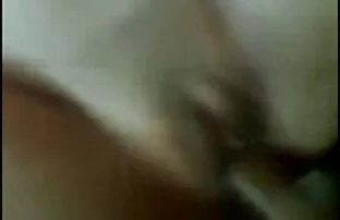 Autumn se desnuda y se mete los dedos en porno amateu latino el coño