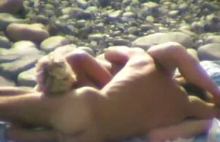 Sexy video amateur latino savanah se la follan duro