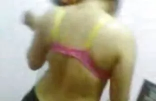 Nena azota pormo amateur latino a su hombre